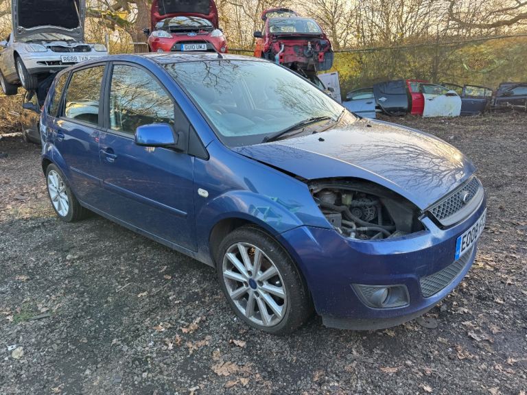 Ford fiesta mk6 1.25 2008 blue BREAKING FOR PARTS 
