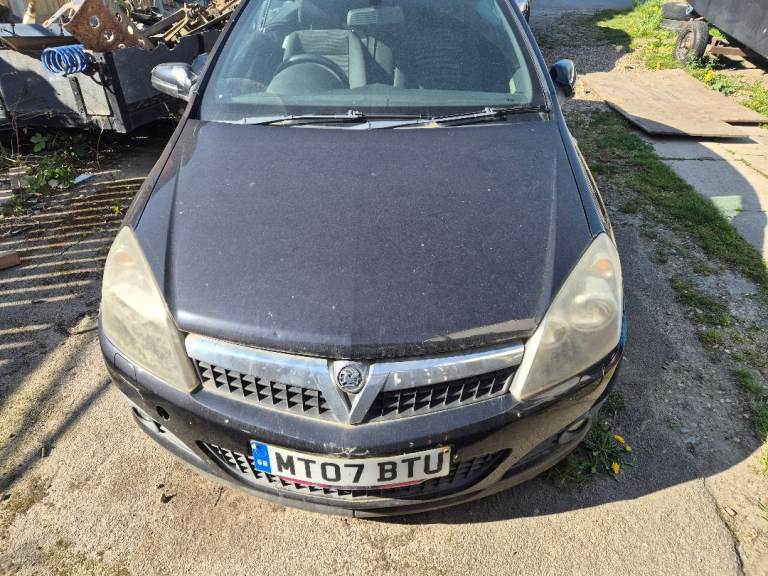 Vauxhall, ASTRA, Convertible, 2007, Manual, 1910 (cc), 3 doors