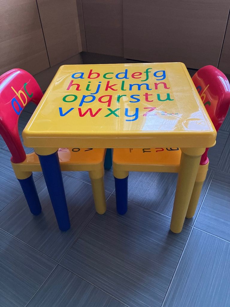 image for Kids lightweight table with two chairs