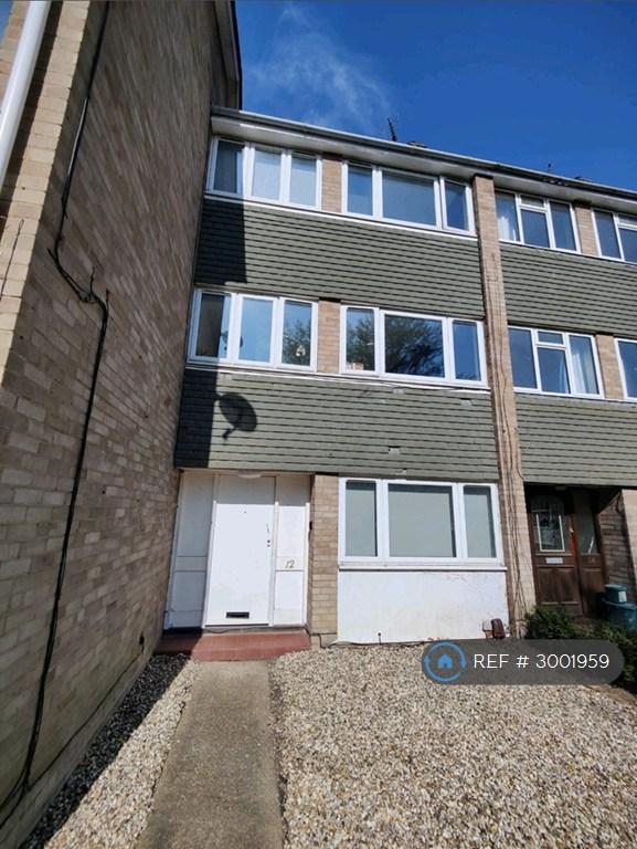 1 bedroom in Bourne Court, Colchester, CO2 (#3001959)