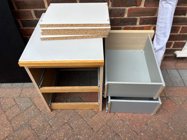 Small Wooden Chest of Drawers / Bedside Table – White & Wood