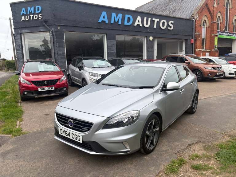 2014 Volvo V40 D2 R DESIGN Nav 5dr HATCHBACK Diesel Manual