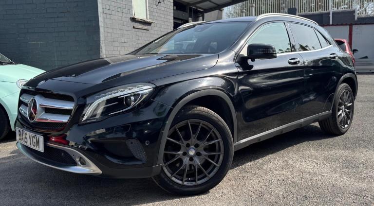 Mercedes-Benz GLA 2.0 GLA250 AMG Line (Premium Plus) 7G-DCT 4MATIC Euro 6 (s/s) 5dr Petrol Automatic