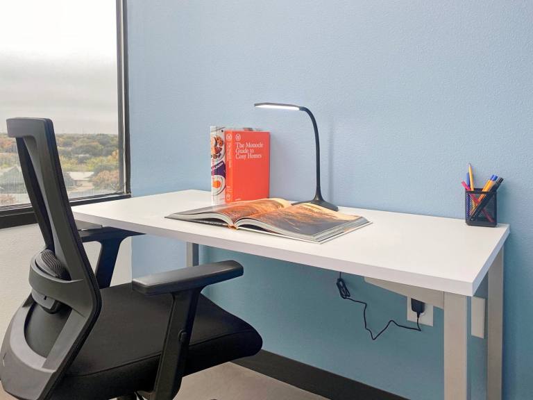 London - WC1X 8BP \ Private Office by the Day with Membership Options
