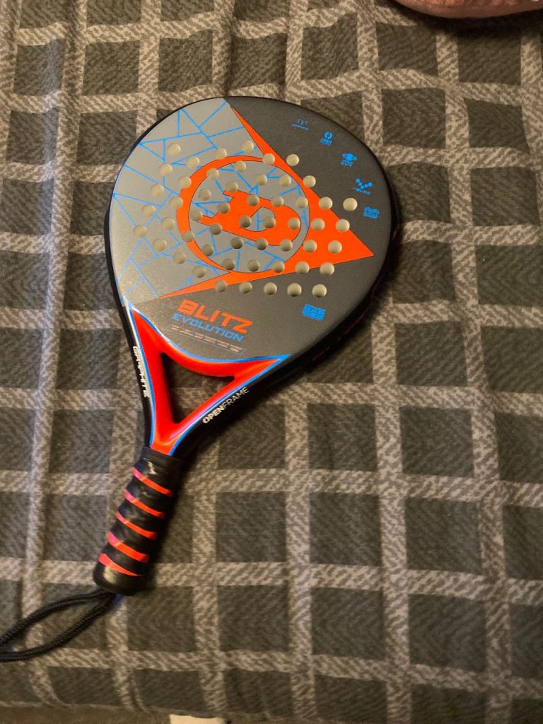 2 Dunlop paddle rackets