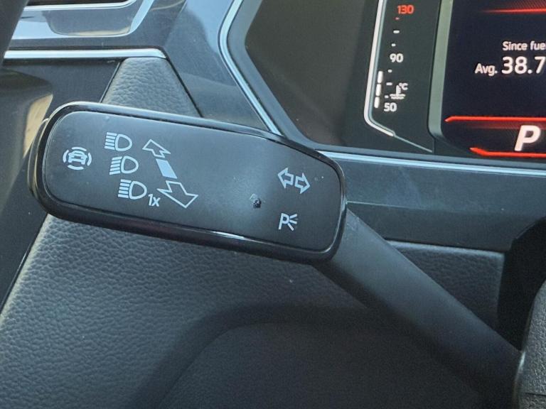 2021 Volkswagen Tiguan 1.5 TSI R-Line SUV 5dr Petrol DSG Euro 6 (s/s) (150 ps) SUV Petrol Automatic