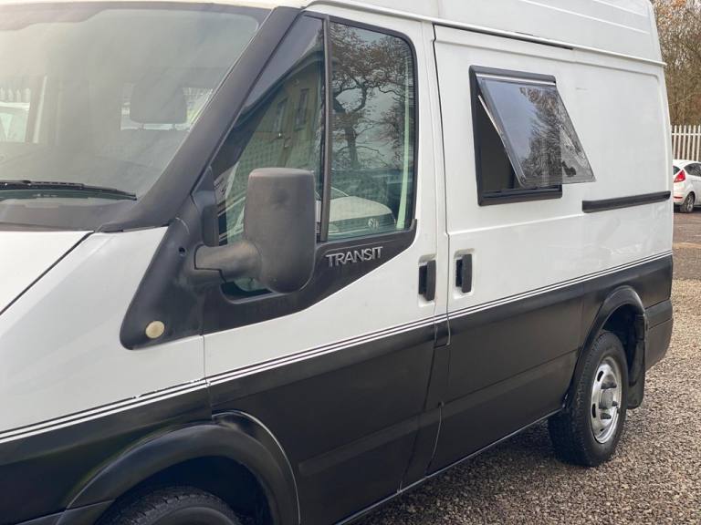 2009 Ford Transit Medium Roof Van TDCi 85ps PANEL VAN DIESEL Manual