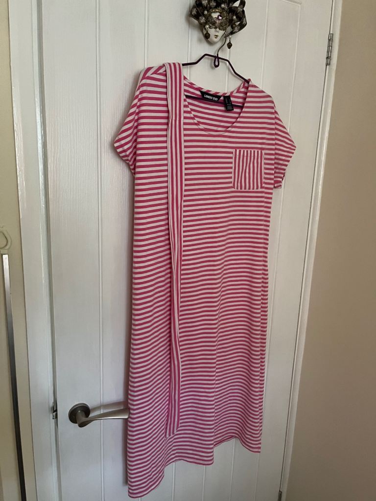 Lands’ End shift dress with belt.