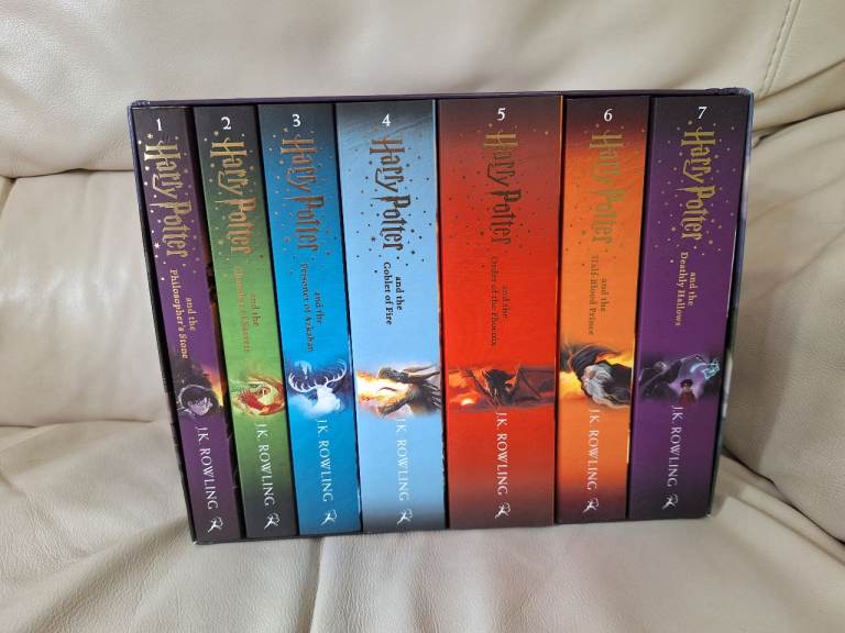 Harry Potter Book JK Rowling Set Complete Collection Box 1-7 Brand New
