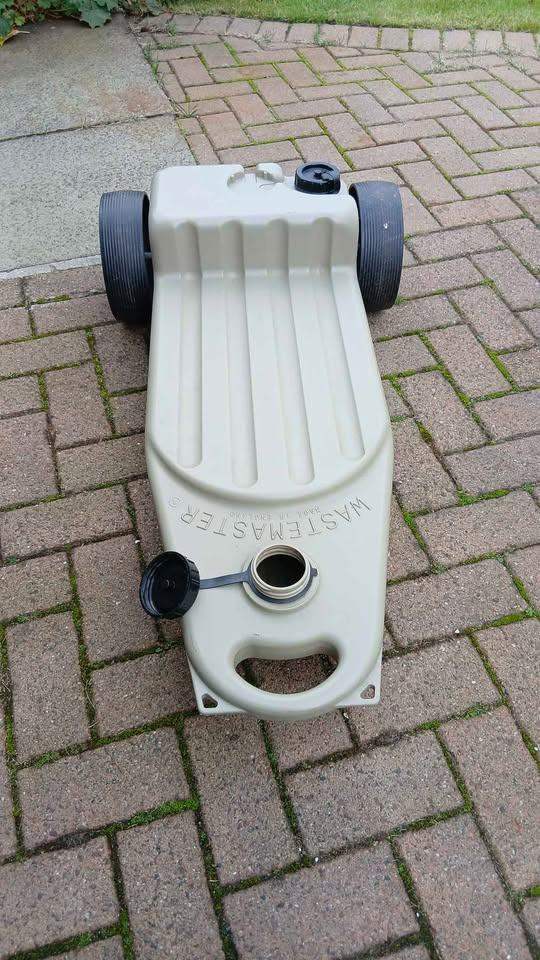 Caravan Wastemaster Tank