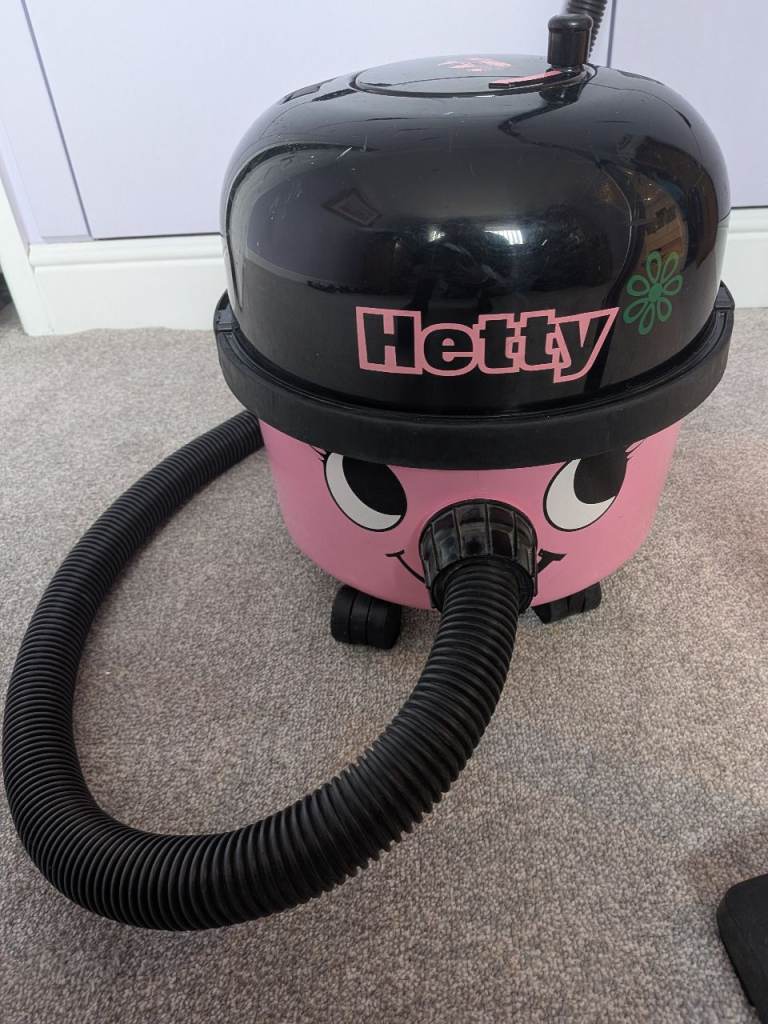 Hetty Vacuum Cleaner (HET200A)