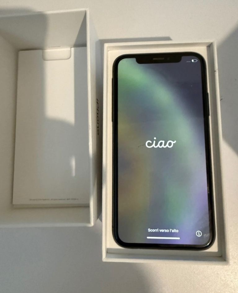 iPhone XS  – Black, Excellent Condition
