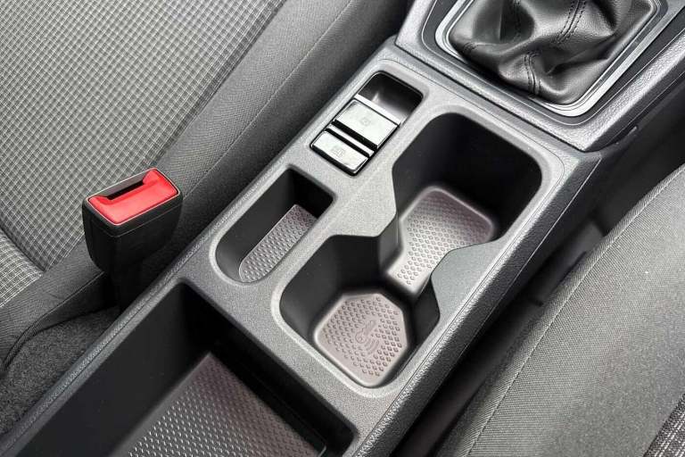 2025 Volkswagen Caddy Maxi C20 Caddy Cargo Commerce Maxi 102 PS 2.0 TDI 6sp Manual Van DIESEL Manual