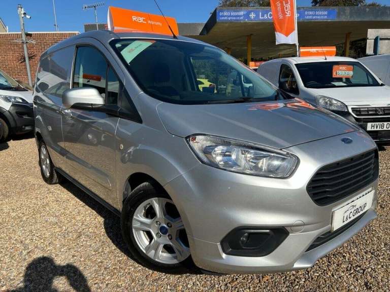 2019 Ford Transit Courier 1.5 TDCI LIMITED PANEL VAN 5dr L1 EURO 6 Panel Van Diesel Manual
