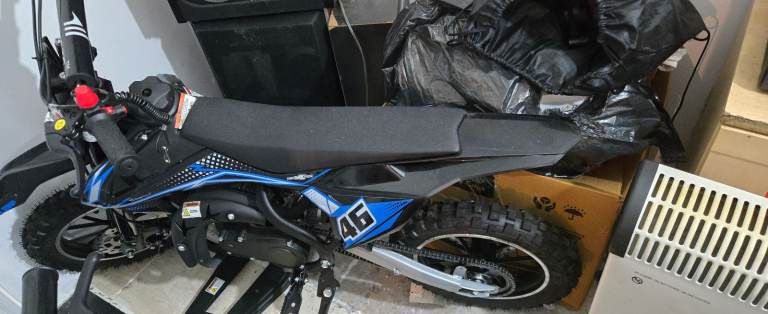 Kids pit bike