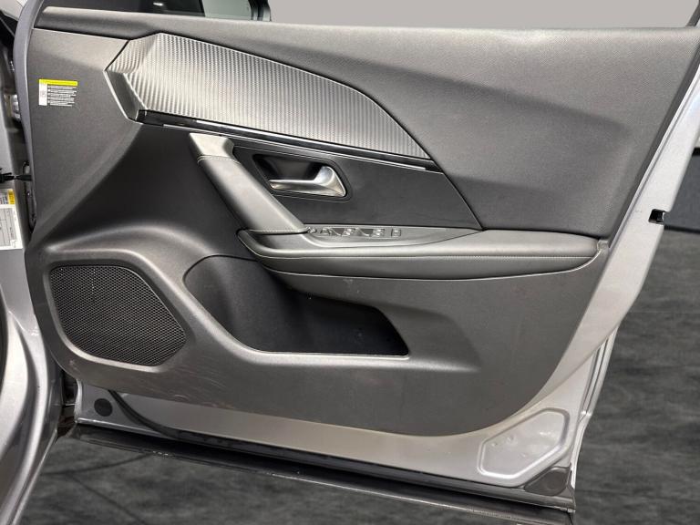 2022 Peugeot 2008 100kW GT 50kWh 5dr Auto HATCHBACK ELECTRIC Automatic