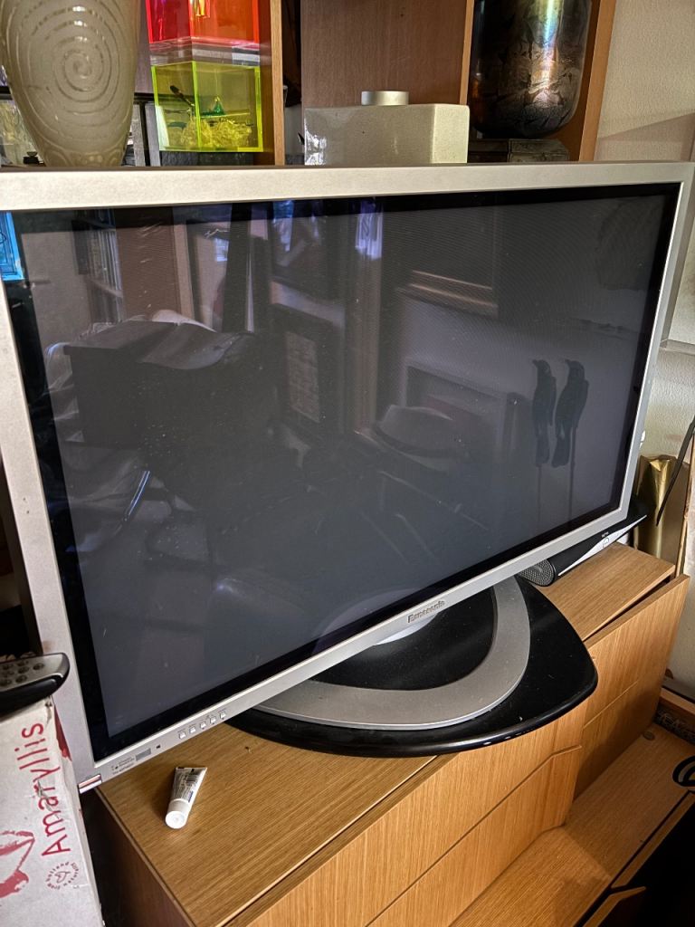 Free Panasonic TV TH-42PWD7