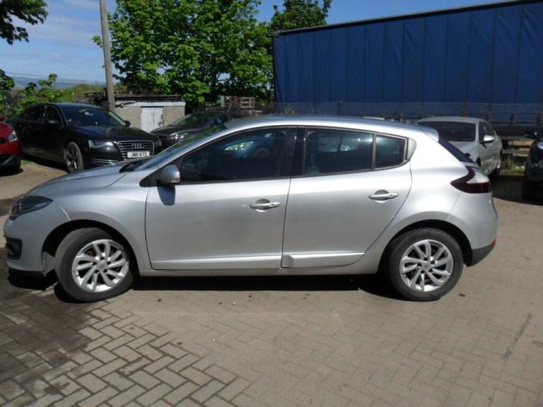 2015 Renault Megane 1.5 dCi Dynamique Nav 5dr HATCHBACK Diesel Manual