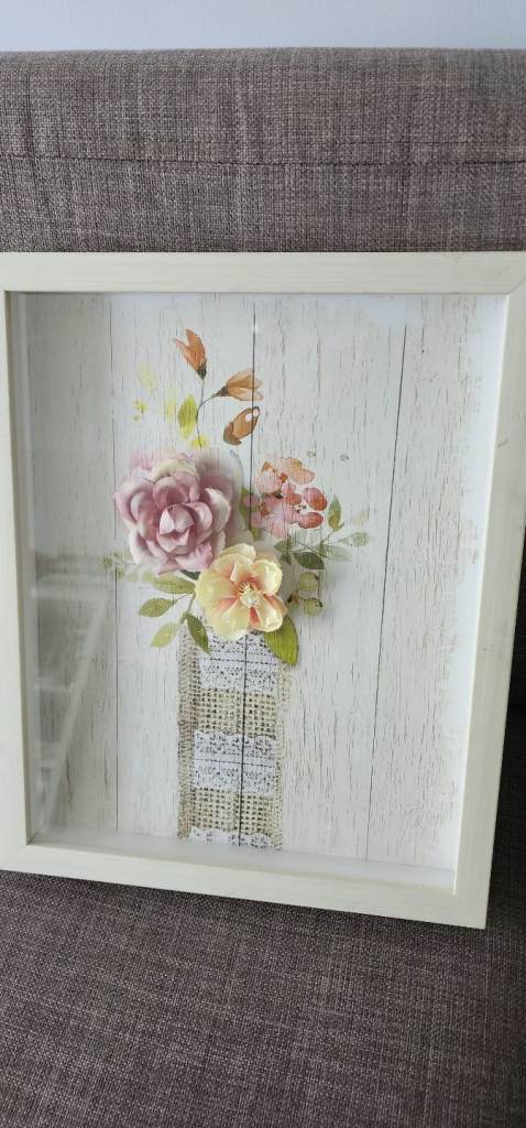 Wall art frame flowers