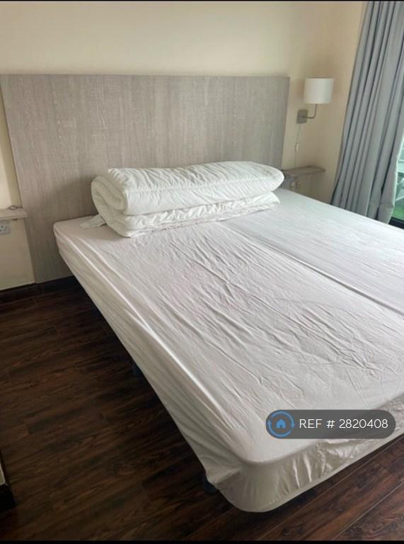 1 bedroom in Commercial Road, London, E1 (#2820408)