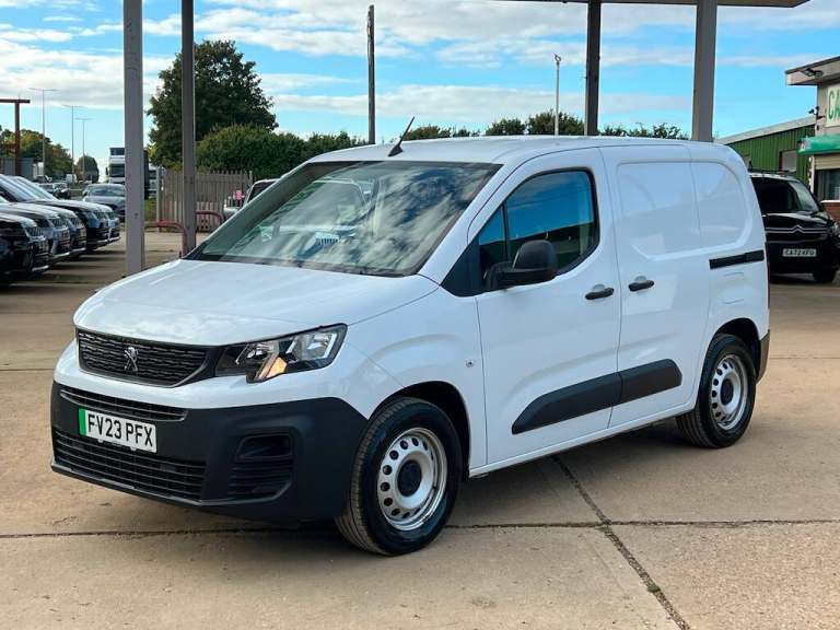 2023 Peugeot Partner 800 50kWh Professional Premium + Standard Panel Van 5dr Electric Auto SWB ( ...