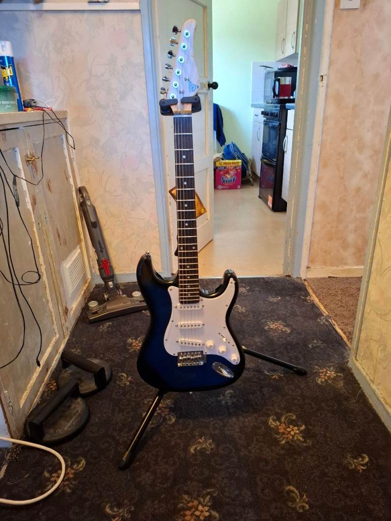 Electric guitar