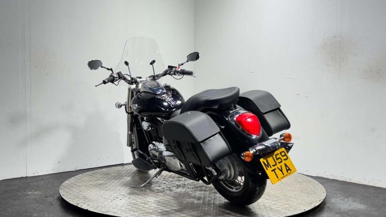 Suzuki Intruder 800 VZ C 2009 L0 21K MOT SERVICED CRUISER BIKE PANNIERS 800CC