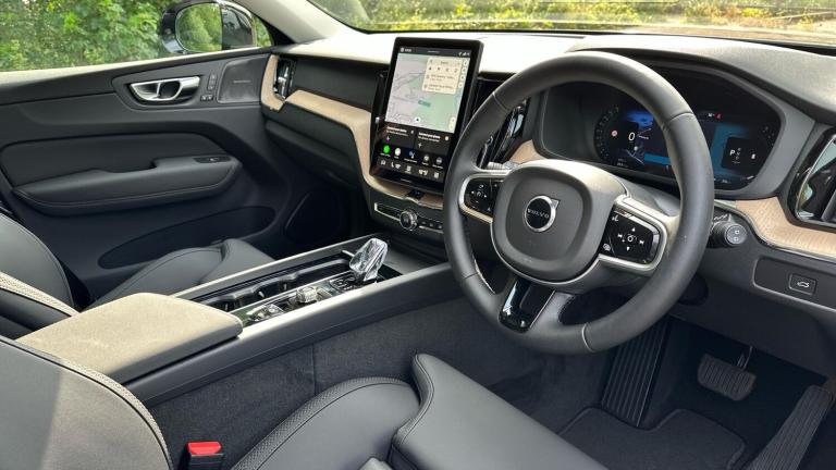 2025 Volvo XC60 2.0 B5 MHEV Plus Auto AWD Euro 6 (s/s) 5dr ESTATE Petrol/Electric Hybrid Automatic