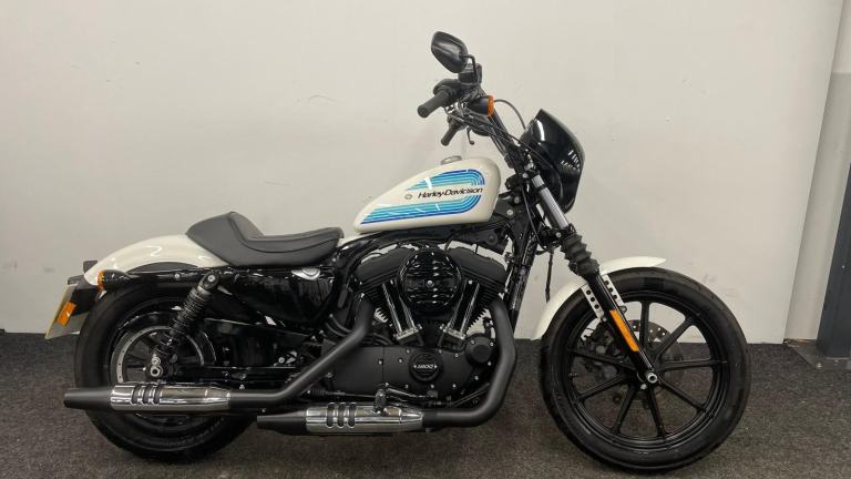HARLEY-DAVIDSON SPORTSTER XL1200N NIGHTSTER **
