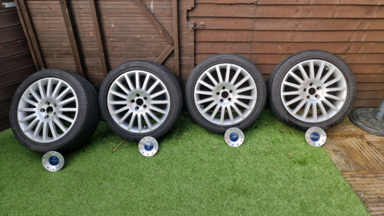 Alloy set wheels 18 inch Ford ; only 500£