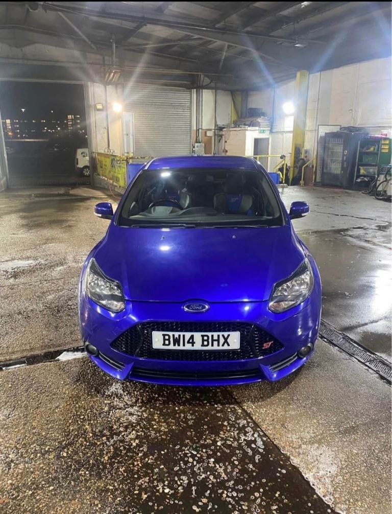 Focus ST2 low miles 