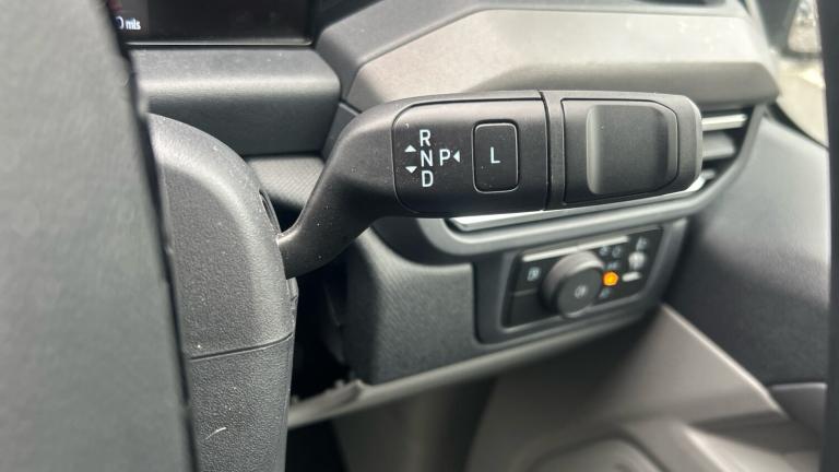 2025 Ford Tourneo Custom 340 L2 Petrol Fwd 2.5 PHEV 232ps H1 Zetec 8 seater Auto Standard Roof Mi...