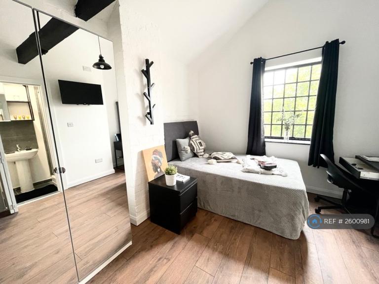 1 bedroom in Stockley Street, Northampton, NN1 (#2600981)