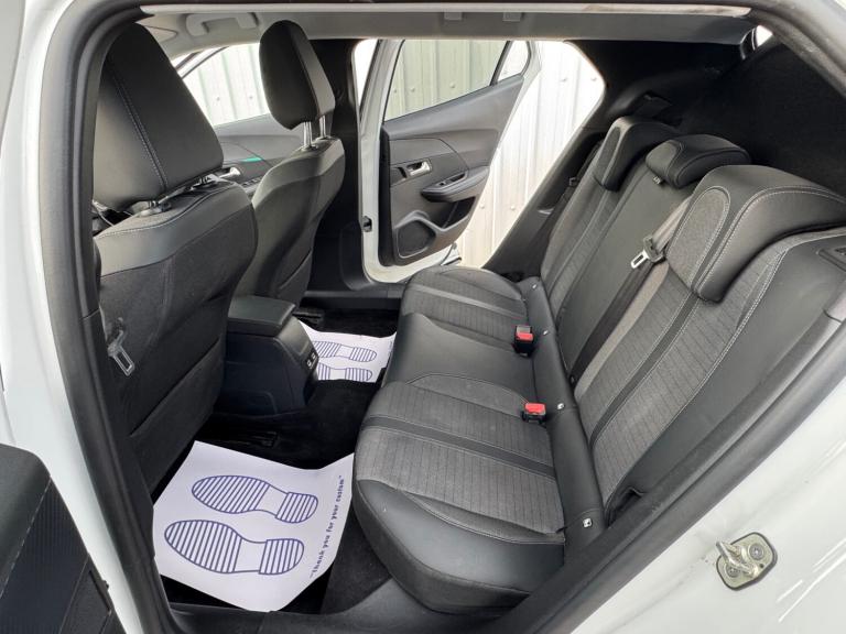 2022 Peugeot 2008 100kW Allure Premium 50kWh 5dr Auto HATCHBACK Electric Automatic