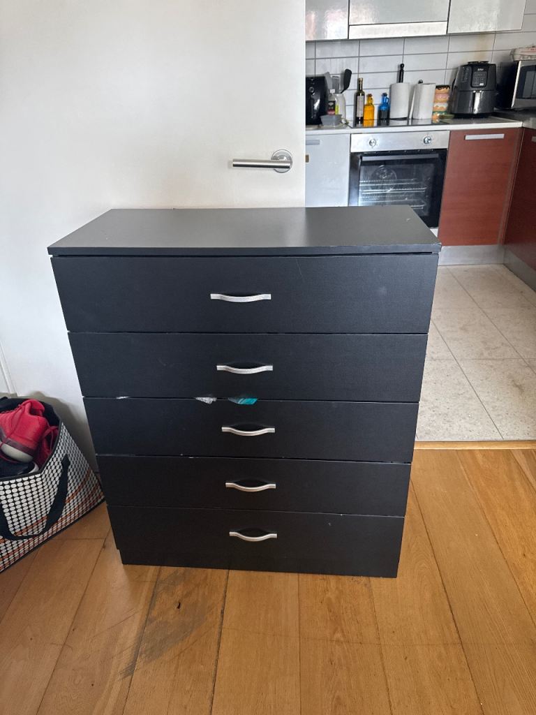 Black chest of draws 