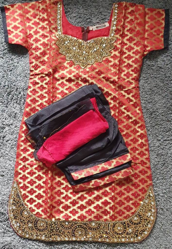 Beautiful Red Salwar Kameez