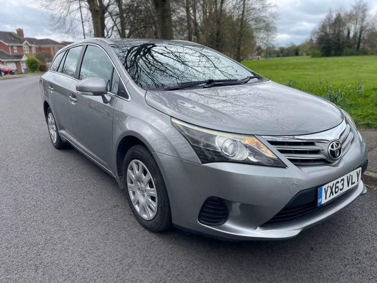 Toyota Avensis 2013