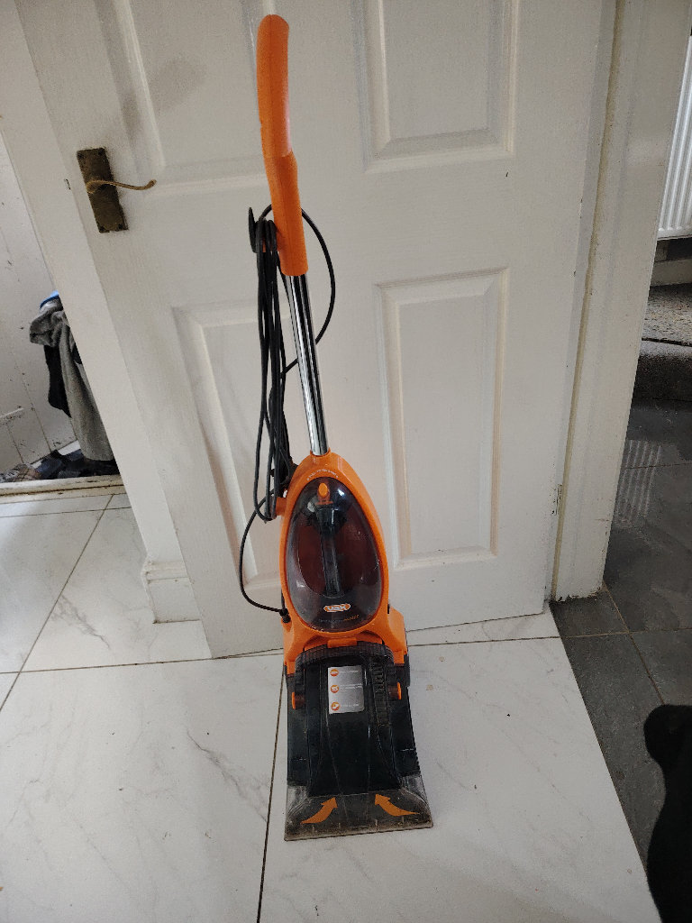 Vax carpet washer