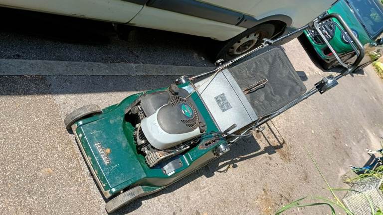 SOLD NOW - Hayter 48 Harrier professional lawn mower 