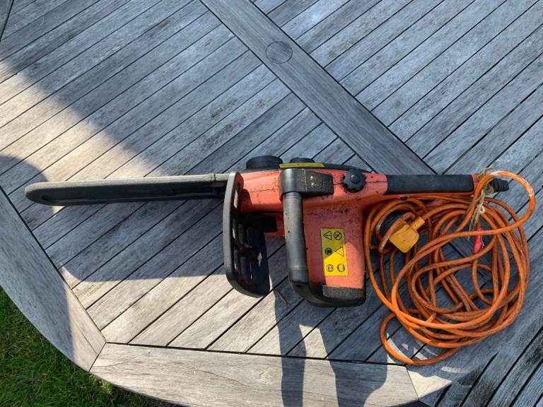 15 inch Sovereign Electric Chainsaw  - Model SCS2000