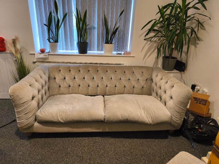 Tetrad sofa for free