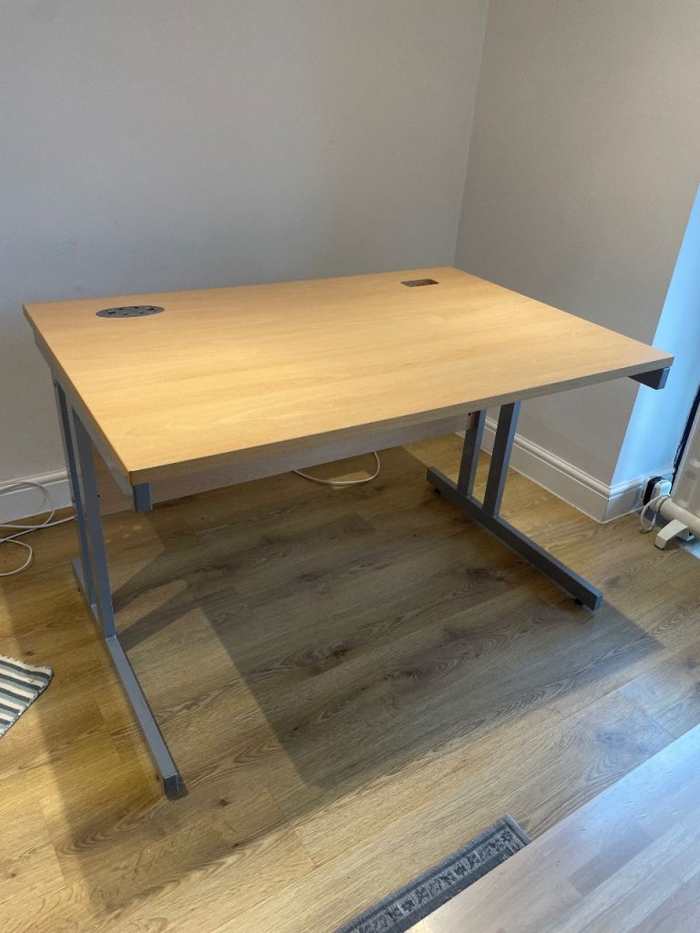 Free desk - collection only from sheffield s12