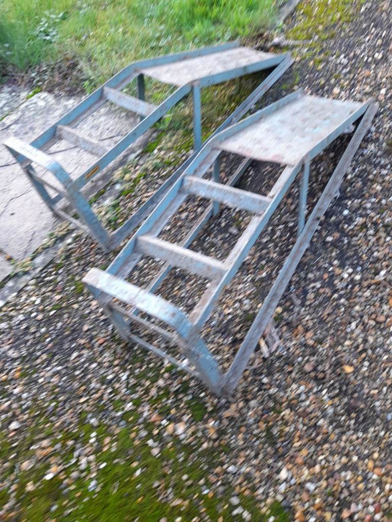 Pair of car ramps 
