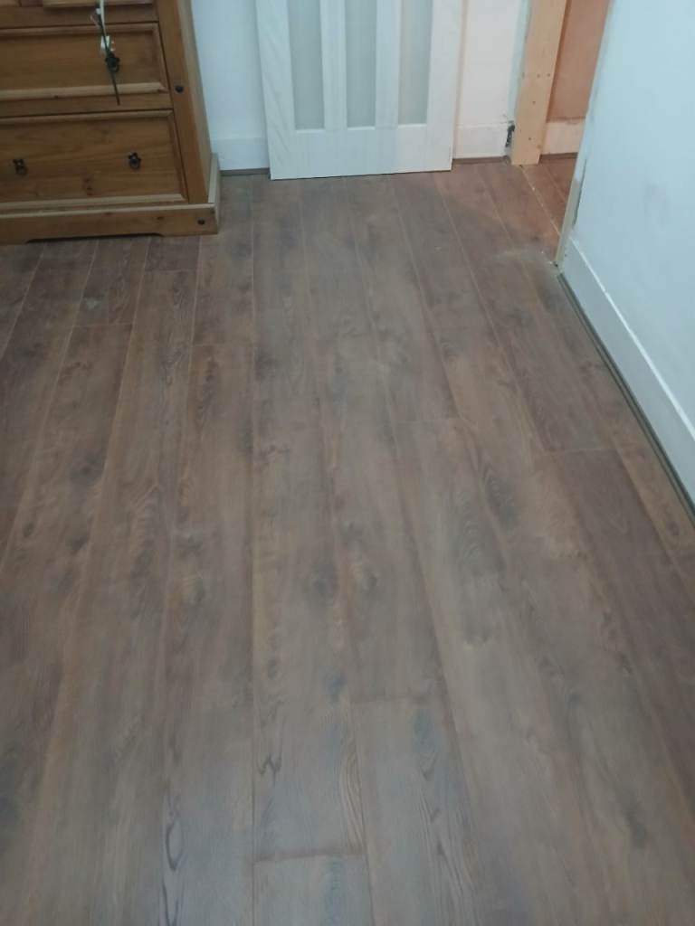 lEMINATE FLOORING FITTING and supply services