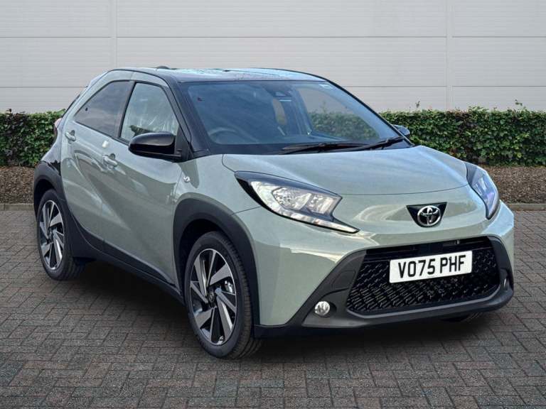 image for 2025 Toyota Aygo X 1.0 VVT-i Edge 5dr Hatchback Petrol Manual