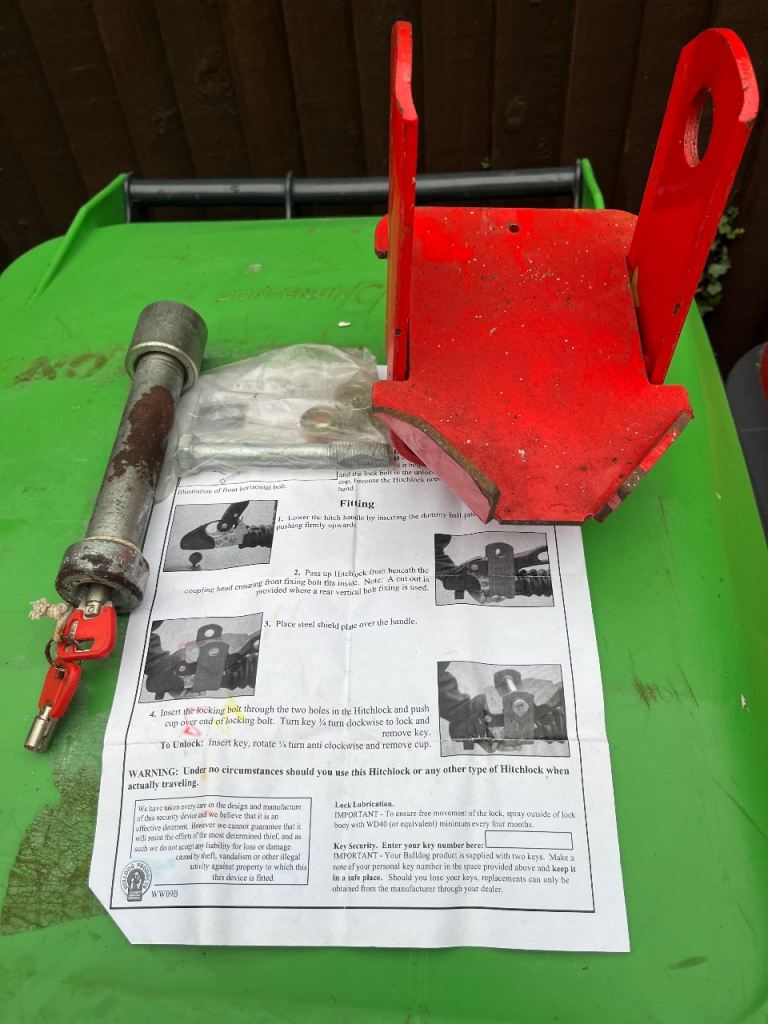 Caravan/trailer lock