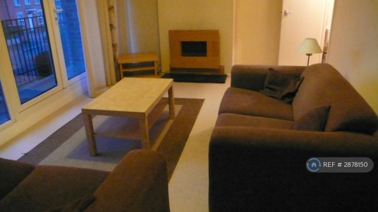 1 bedroom flat in Radbourne Street, Derby, DE22 (1 bed) (#2878150)