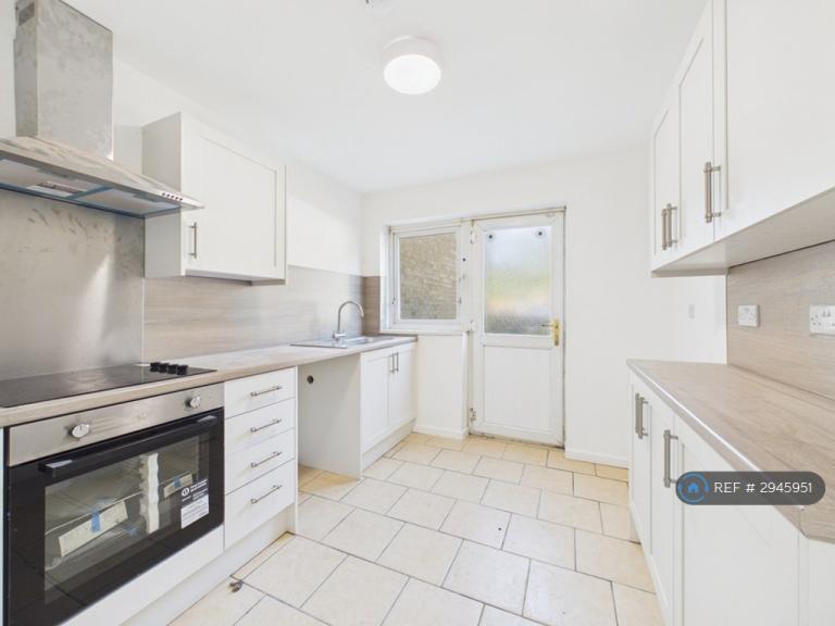 3 bedroom house in Guthrum Place, Newton Aycliffe, DL5 (3 bed) (#2945951)