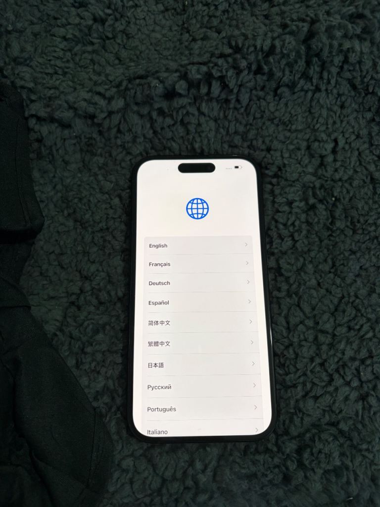 iphone 16- black. Perfect battery and condition