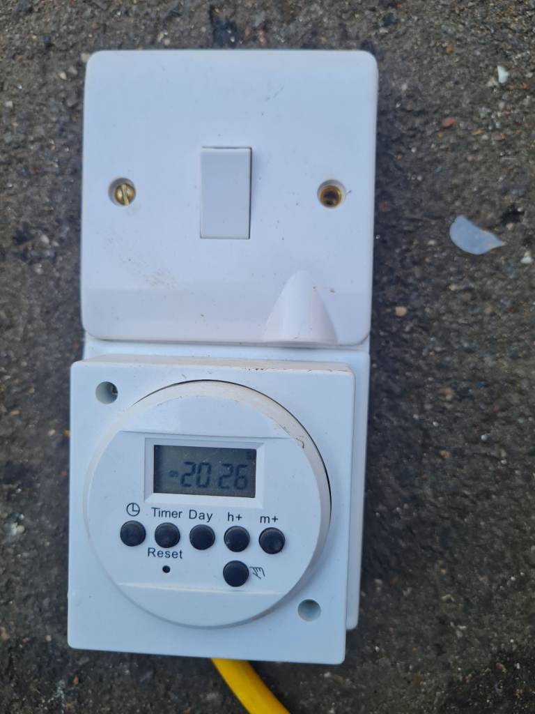 Selectric LG-DIHT Socket Box Mounted Digital Immersion Heater Time Switch 13A 